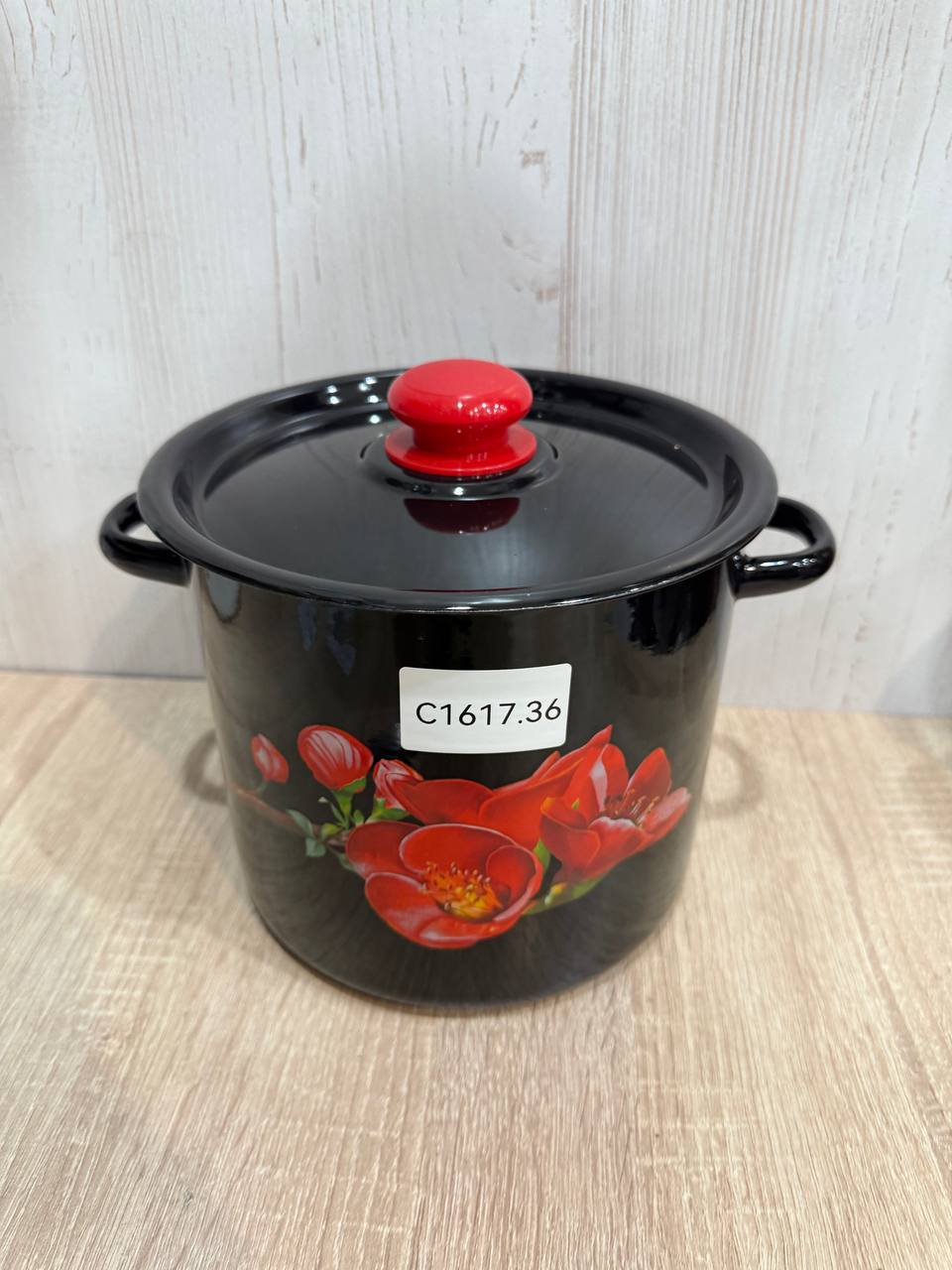 Кастрюля  5,5л цил черная с рис